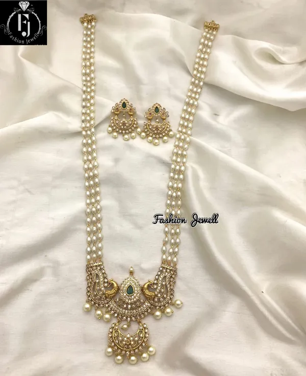 FLAUNT_CLASSIC_THREE_LAYERED_PEARL_LONG_HARAM