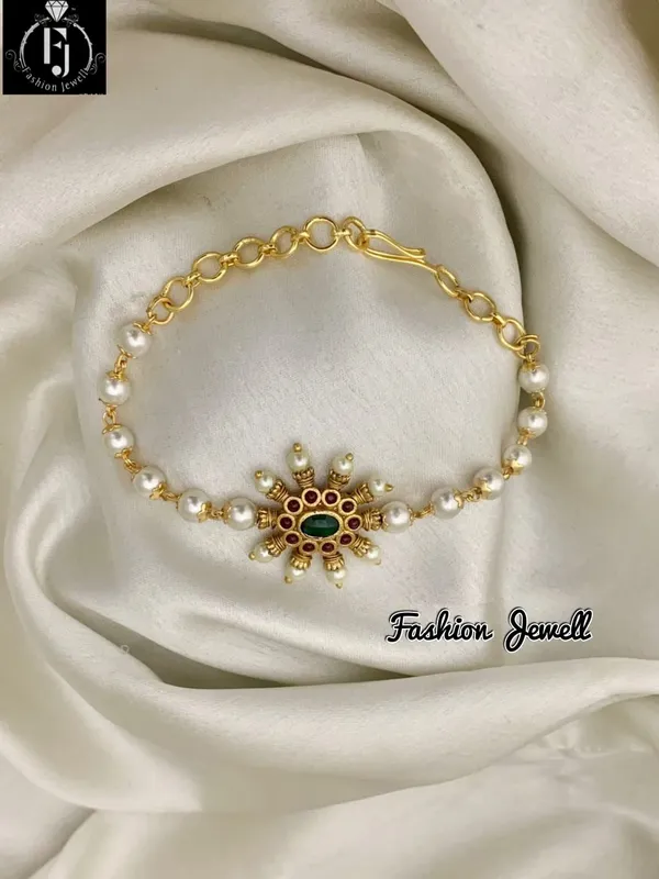 TIRU__ADJUSTABLE_PEARL_BRACELET