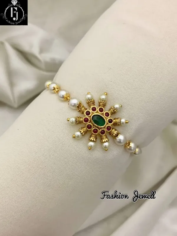 TIRU__ADJUSTABLE_PEARL_BRACELET