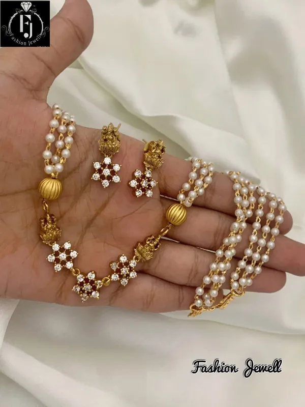 FLONA_LAKSHMI_PENDANT_MALA_SET