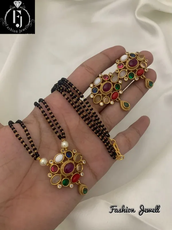 Isha_Navratan_Stone_Mangalsutra_Set