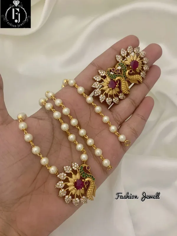 HELEN___PEARL_STRING_NECKLACE_SET