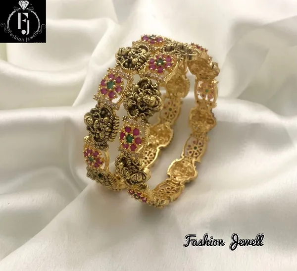 AARANI_ANTIQUE_LAKSHMI_BANGLE