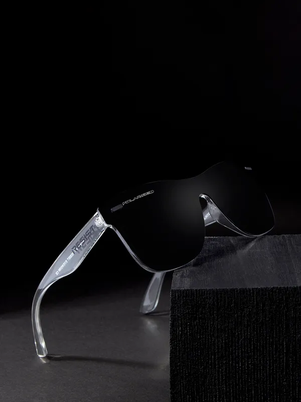 White_Black_Polarised_And_UV_Protected_Wayfarer_Sunglasses_For_Men_&_Women
