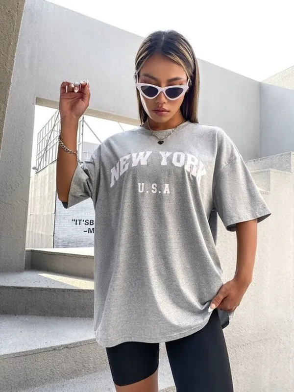 https://d1311wbk6unapo.cloudfront.net/NushopCatalogue/tr:f-webp,w-600,fo-auto/FTS_0293_RN_new__york_TSHIRT_grey_1720234655911_acz7jfkcicroxxe.jpg__Faricon