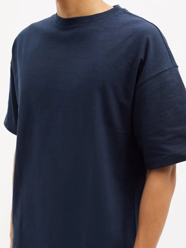 Navy_Blue_Cotton_Blend_Solid_T-Shirt_For_Men