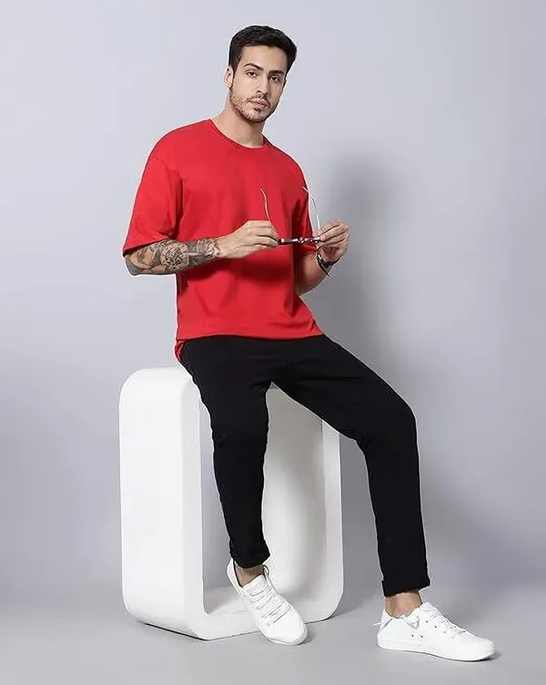 Red_Cotton_Blend_Solid_T-Shirt_For_Men