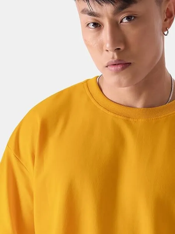 Yellow_Cotton_Blend_Solid_T-Shirt_For_Men