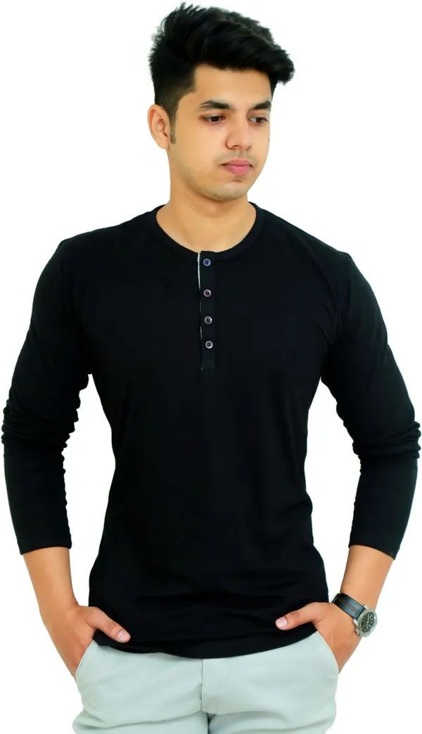 Black_Cotton_Blend_Solid_T-Shirt_For_Men