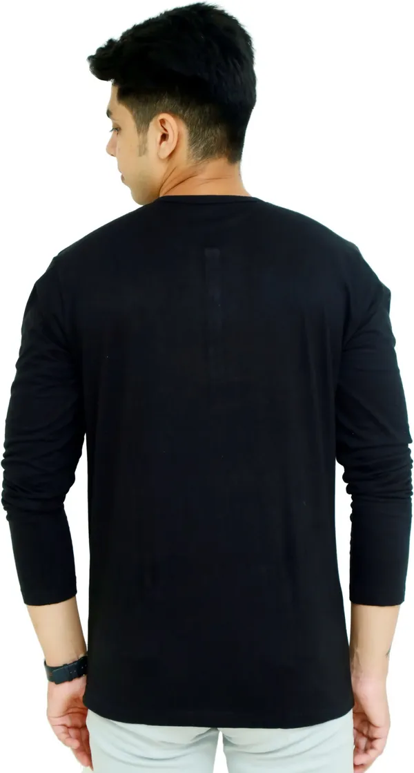 Black_Cotton_Blend_Solid_T-Shirt_For_Men