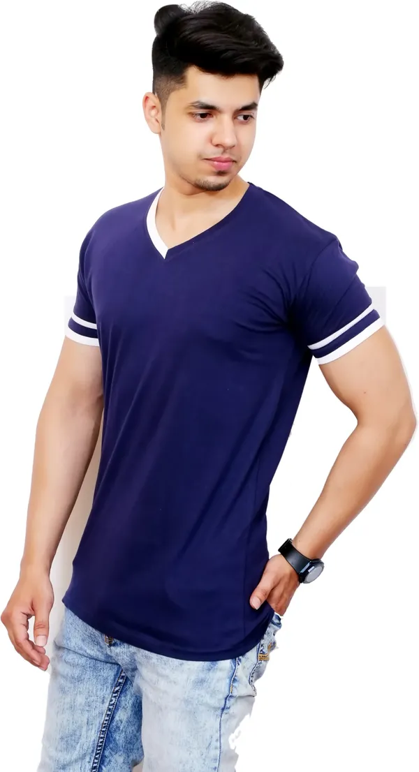 White_&_Blue_Cotton_Blend_Solid_T-Shirt_For_Men