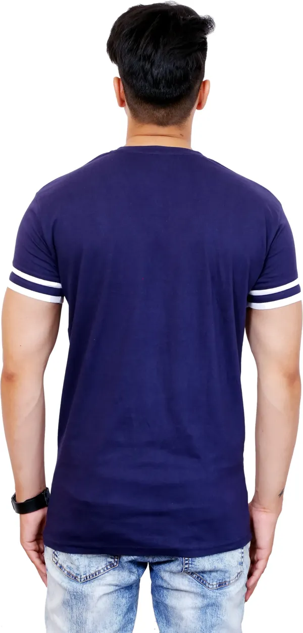 White_&_Blue_Cotton_Blend_Solid_T-Shirt_For_Men