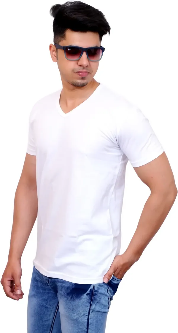 White_Cotton_Blend_Solid_T-Shirt_For_Men