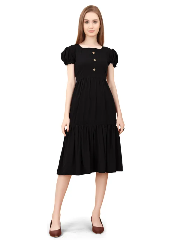 Black_Square_Neck_Short_Sleeve_Dress_For_Women