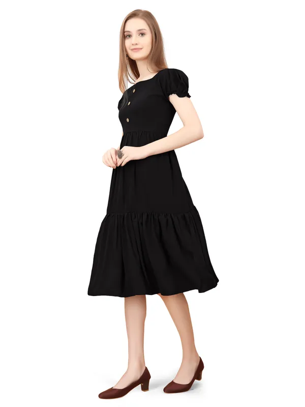 Black_Square_Neck_Short_Sleeve_Dress_For_Women
