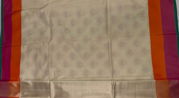 Humairah_Presents_Off-white_Katan_Silk_Floral_Zari_Minakari_Booti_with_Banarasi_2D_Zari_Border_and_Floral_Pallu_with_Off-white_Blouse