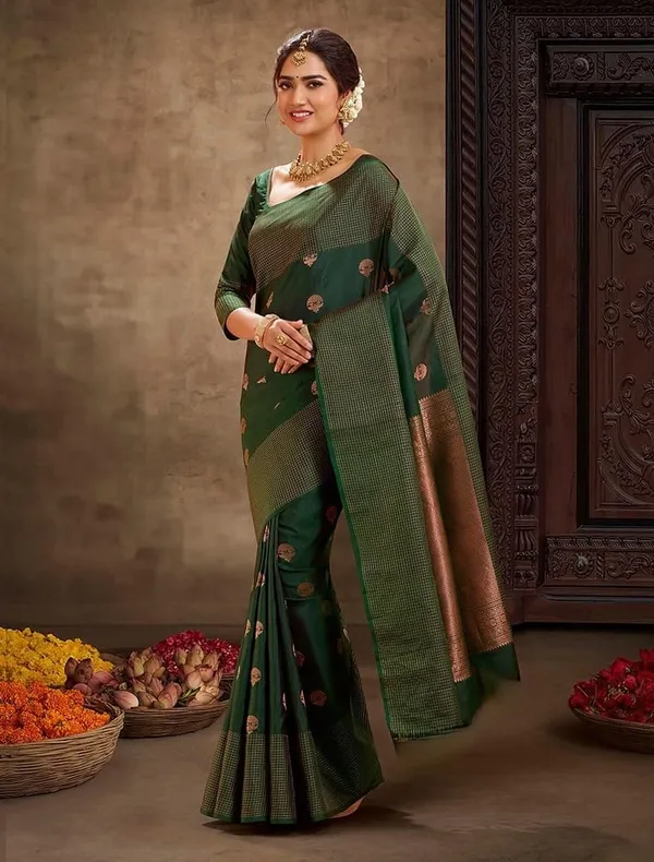 Green_Soft_Silk_Saree_With_Blouse_Piece_For_Women