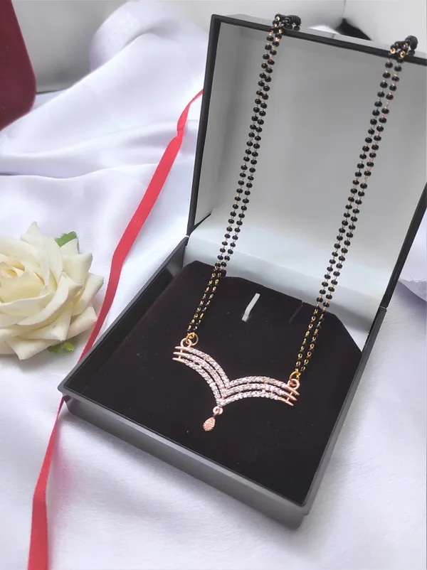 Flyingbird_Rosegold_Mangalsutra