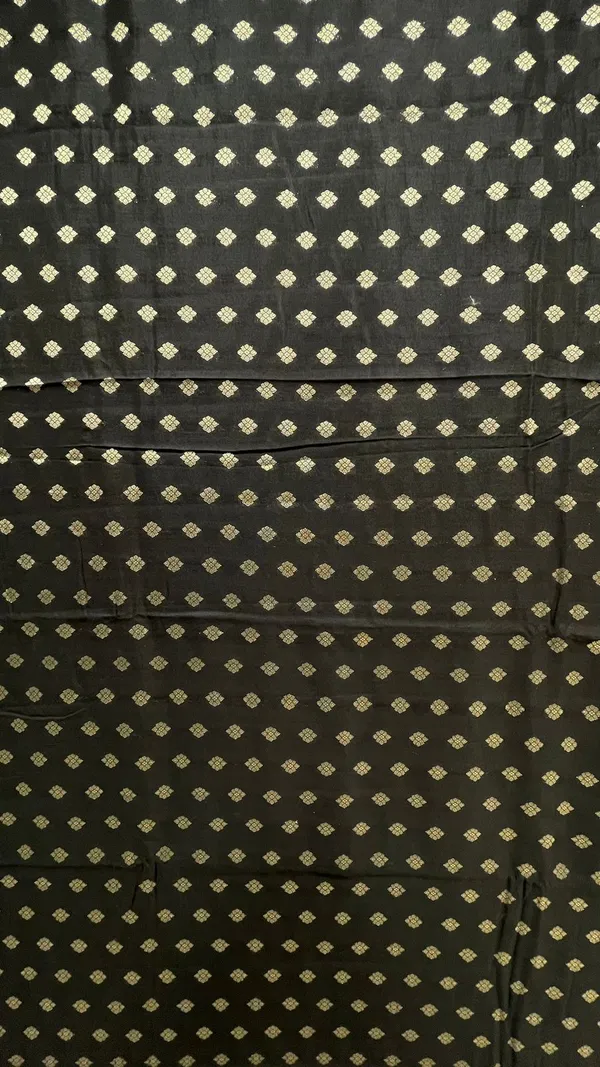 Humairah_Pure_Handwoven_Black_Chiniya_Silk_Gold_Zari_Booti_Paisley_Mina_Anchal_with_Paisley_Mina_Zari_Border_Banarasi_Saree_with_Black_Blouse_piece