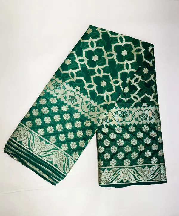 Humairah_Presents_Pure_Handloom_Dark_Green_Chiffon_Koniya_Zari_Geometrical_Jaal_with_Skirt_Zari_Border_with_Dark_Green_Blouse
