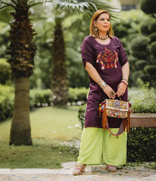 WINE_Rayon_Women_Kurta,_Exquisite_Embroidery_with_Crystal_&_Pearl_Hand_Work