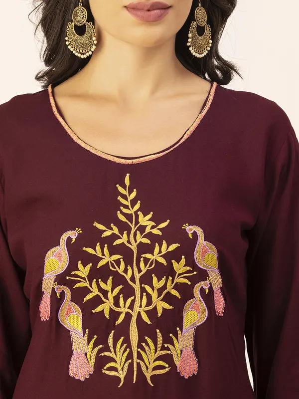 WINE_Rayon_Women_Kurta,_Exquisite_Embroidery_with_Crystal_&_Pearl_Hand_Work