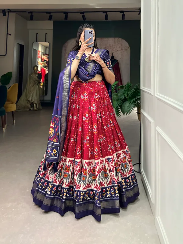 Red_Premium_&_Elegant_Dola_Silk_Lehenga_Choli_For_Women