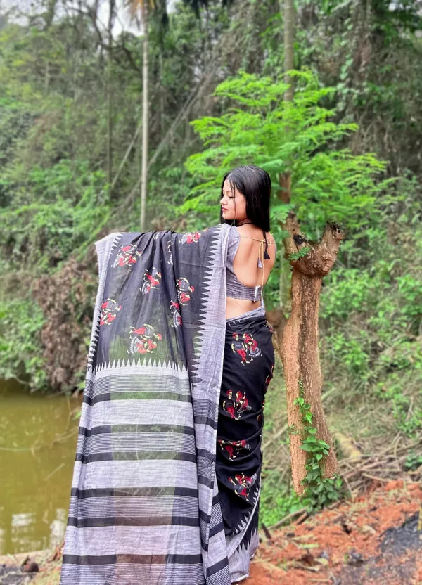 Ikkat_Print_Pure_Soft_Cotton_saree_With_Blouse_Piece