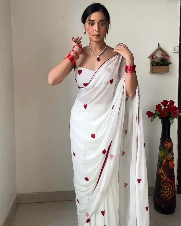 White_Color_1-Minute_Ready_To_Wear_Georgette_Saree_With_Thread_Gamthi_Work