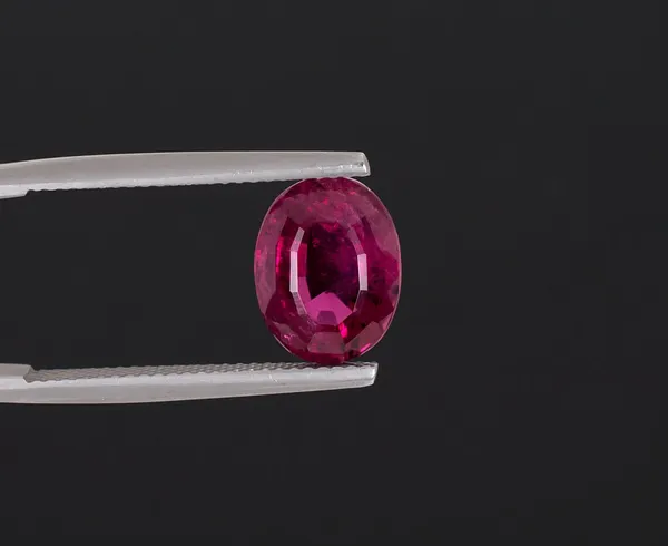 5.25_Ratti_Red_Ruby_Manak_Natural_Loose_Gemstone