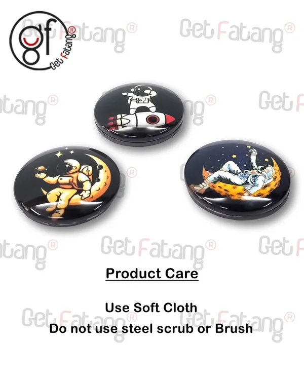 Rocking_Astronauts_Round_3D_Glass_Fridge_Magnets_Set_of_3_for_Home_Decoration_Sticking_Notes_and_Gifting_(3.5_cm_Diameter)