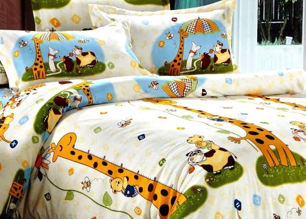 250TC_Glace_Cotton_Single_Flat_Bedsheet_with_1_Pillow_Cover_for_Kids;_Children_Room_(Multicolour,_63_x_90_Inch)