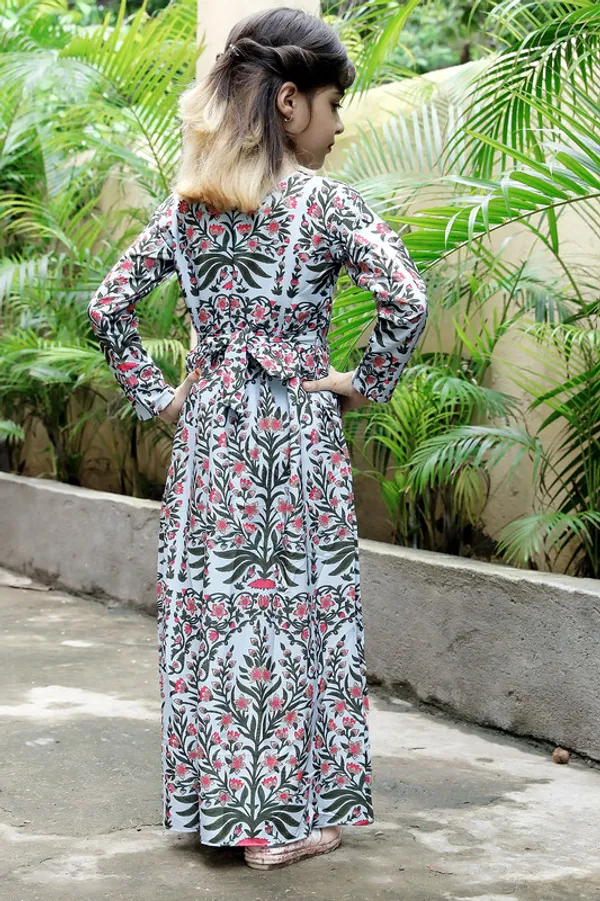 Sky_Blue__Round_neck__Long_Sleeve_Crepe_Blend_Kids_Dress