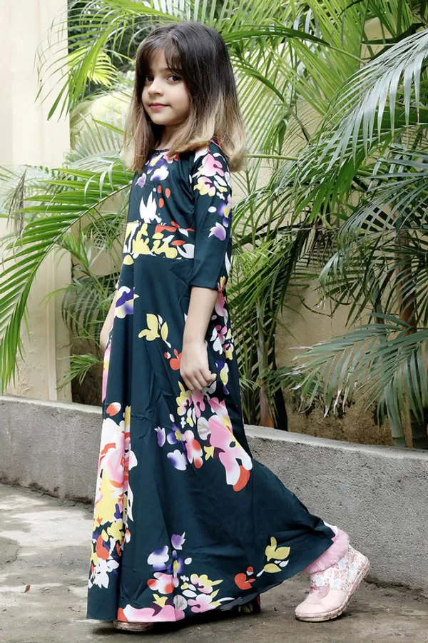 Bottle_Green_Round_neck__3/4_Sleeve_Crepe_Blend_Kids_Dress
