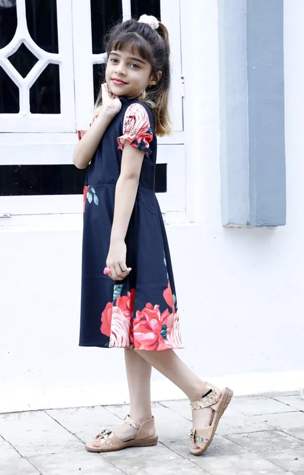 Black__Keyhole_Neck__Puff_Sleeve__Crepe_Blend_Kids_Dress