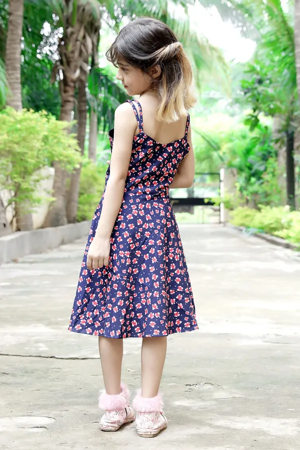 Navy_Blue_Sweetheart_Neck__Sleeveless_Crepe_Blend_Kids_Dress