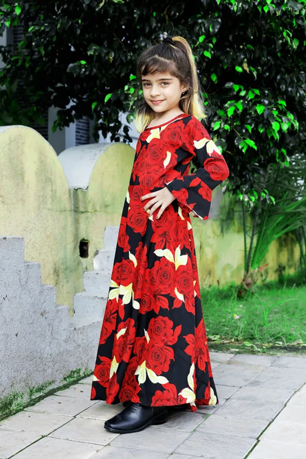 Red_And_Black_Round_neck__Long_Sleeve_Crepe_Dress