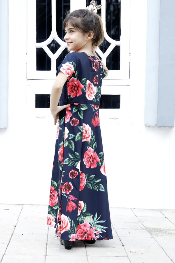 Black_Keyhole_Neck_Short_Sleeve__Rayon_Dress