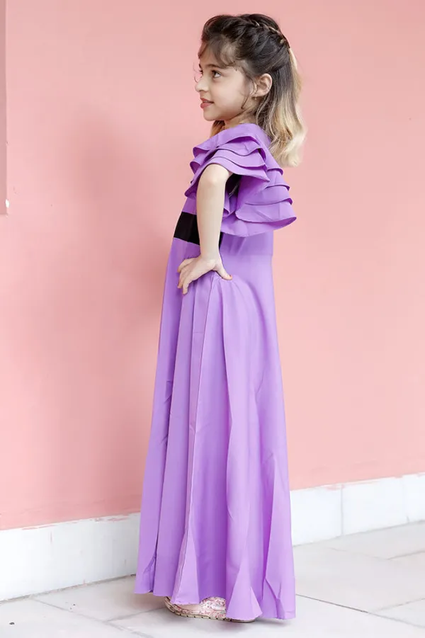 Black_Round_neck__Sleeveless_Crepe_Dress