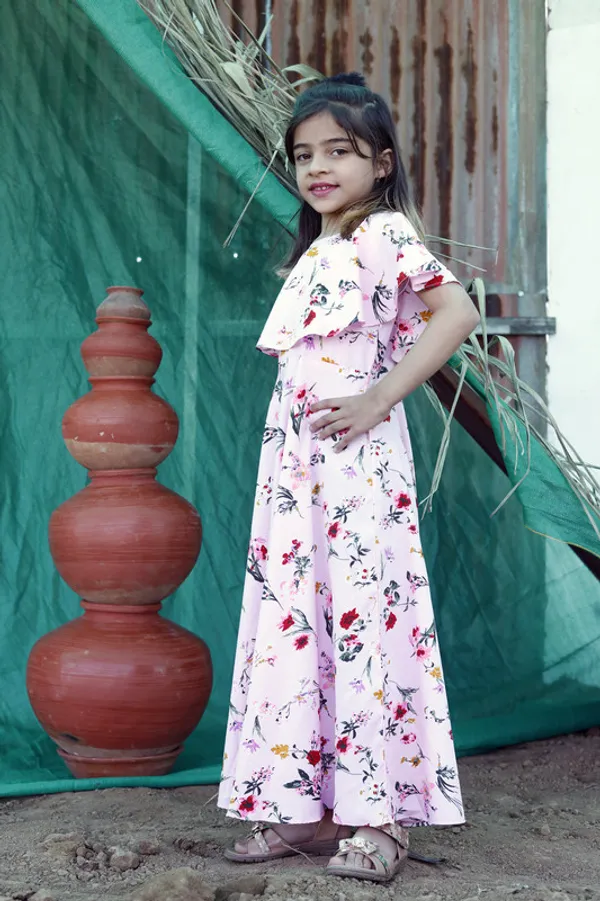 Pink__Round_neck__Sleeveless_Crepe_Dress