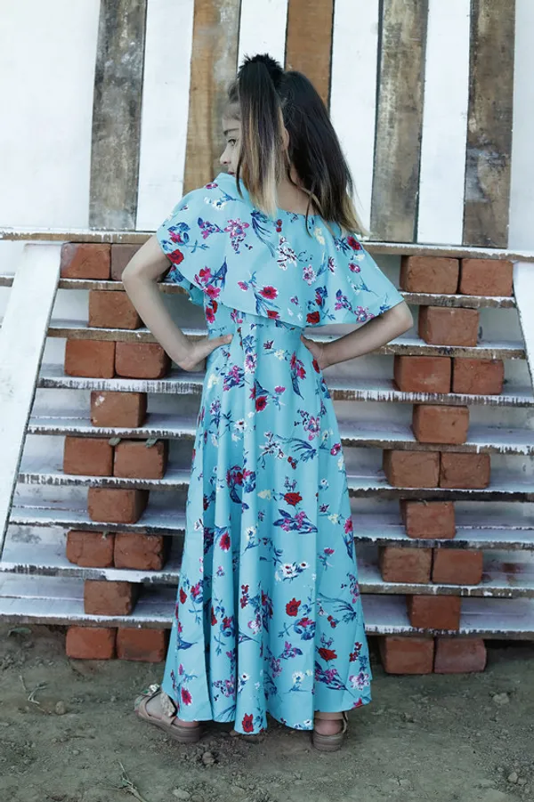 Green_Round_neck__Sleeveless_Crepe_Dress