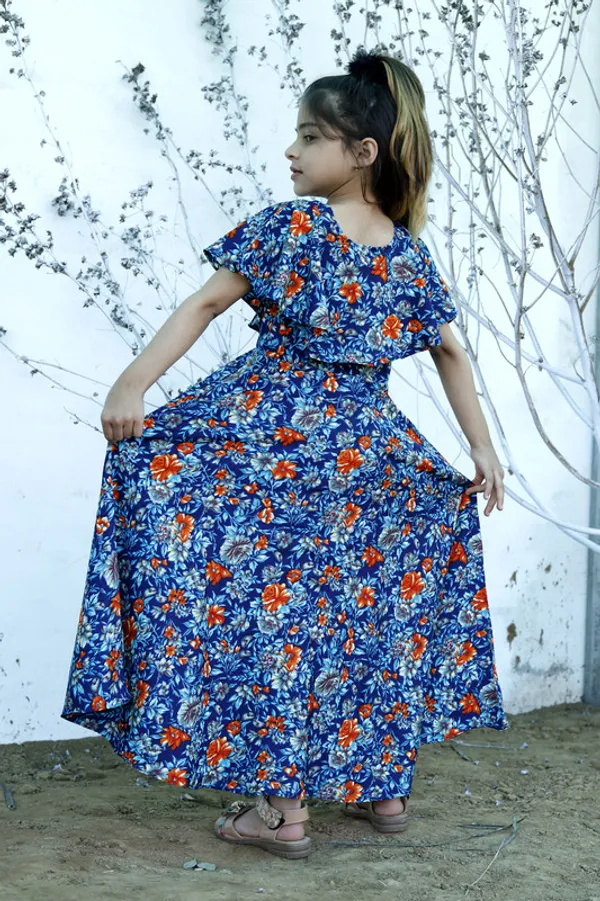 Blue_Round_neck__Sleeveless_Crepe_Dress