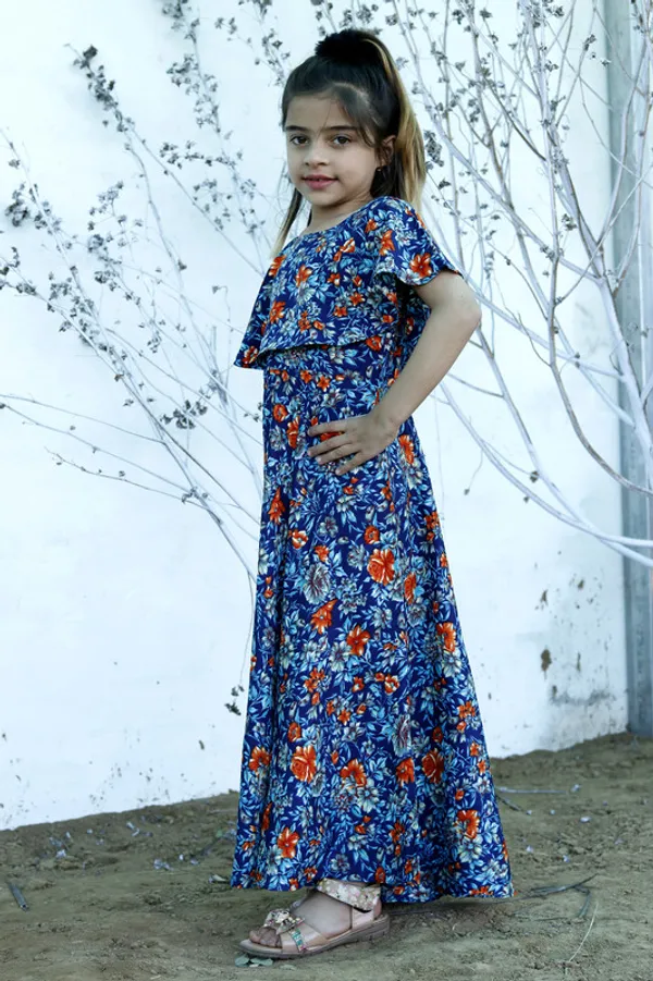 Blue_Round_neck__Sleeveless_Crepe_Dress