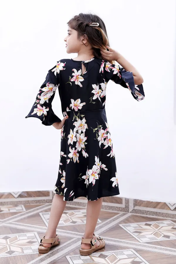 Black_Round_neck__Bell_Sleeve_Crepe_Dress
