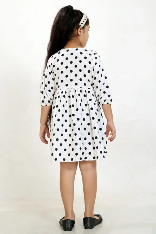 White_Round_neck__3/4_Sleeve_Crepe_Dress