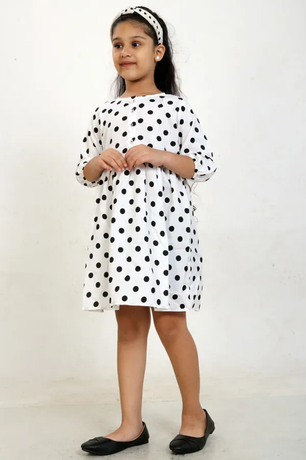 White_Round_neck__3/4_Sleeve_Crepe_Dress