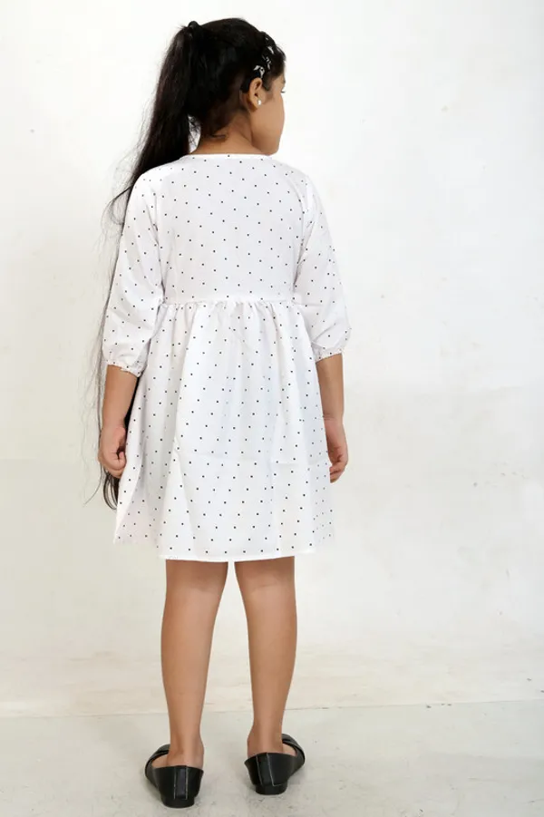 White_Round_neck__3/4_Sleeve_Crepe_Dress