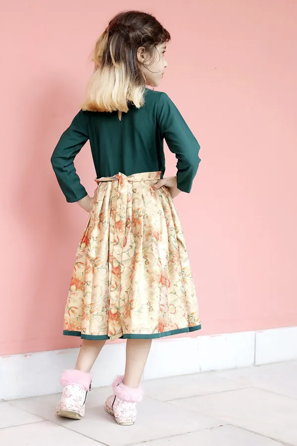 Green_Round_neck__Long_Sleeve_Crepe_Dress