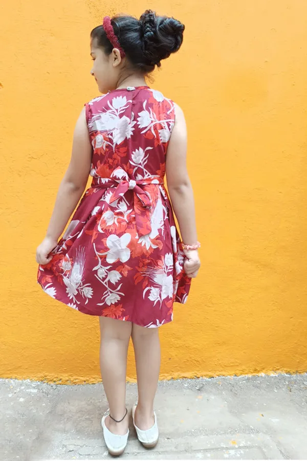 Maroon__Round_neck__Sleeveless_Crepe_Dress