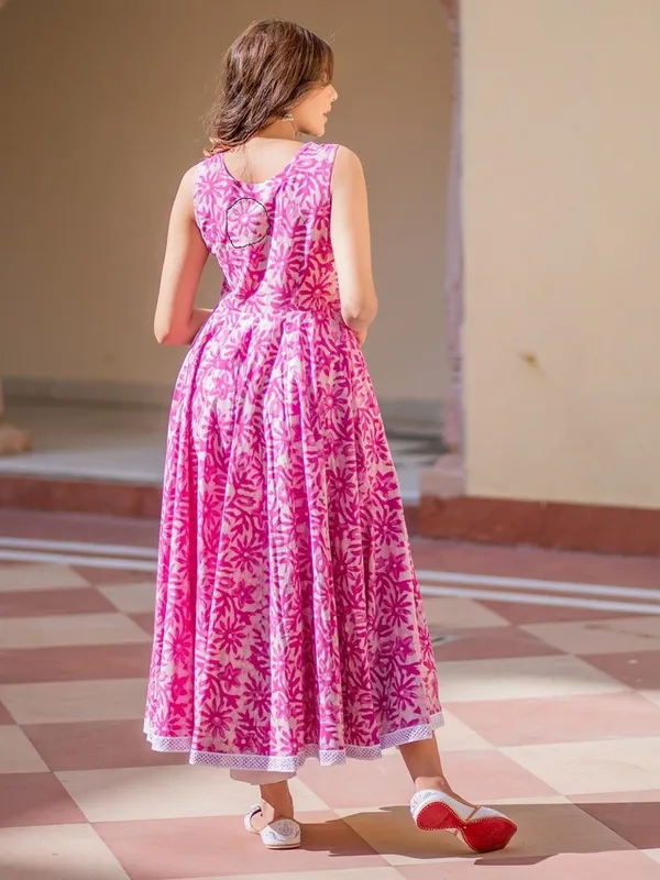 Pink_Cotton_Anarkali_Kurti_With_Dupatta_Set_For_Women